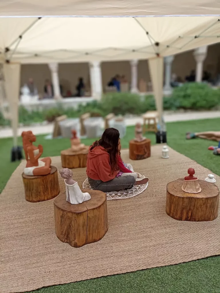 Photos exposition au Cloitre de Saint Génis des Fontaines