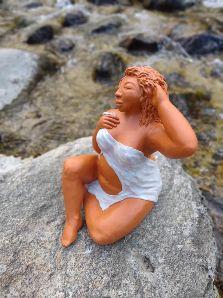 Ivy, Sculpture Intuitive du Féminin Sacré, Elise Eifler