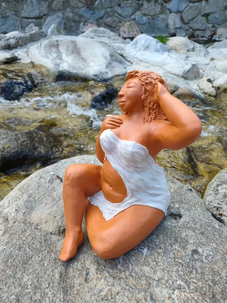 Ivy, Sculpture Intuitive du Féminin Sacré, Elise Eifler