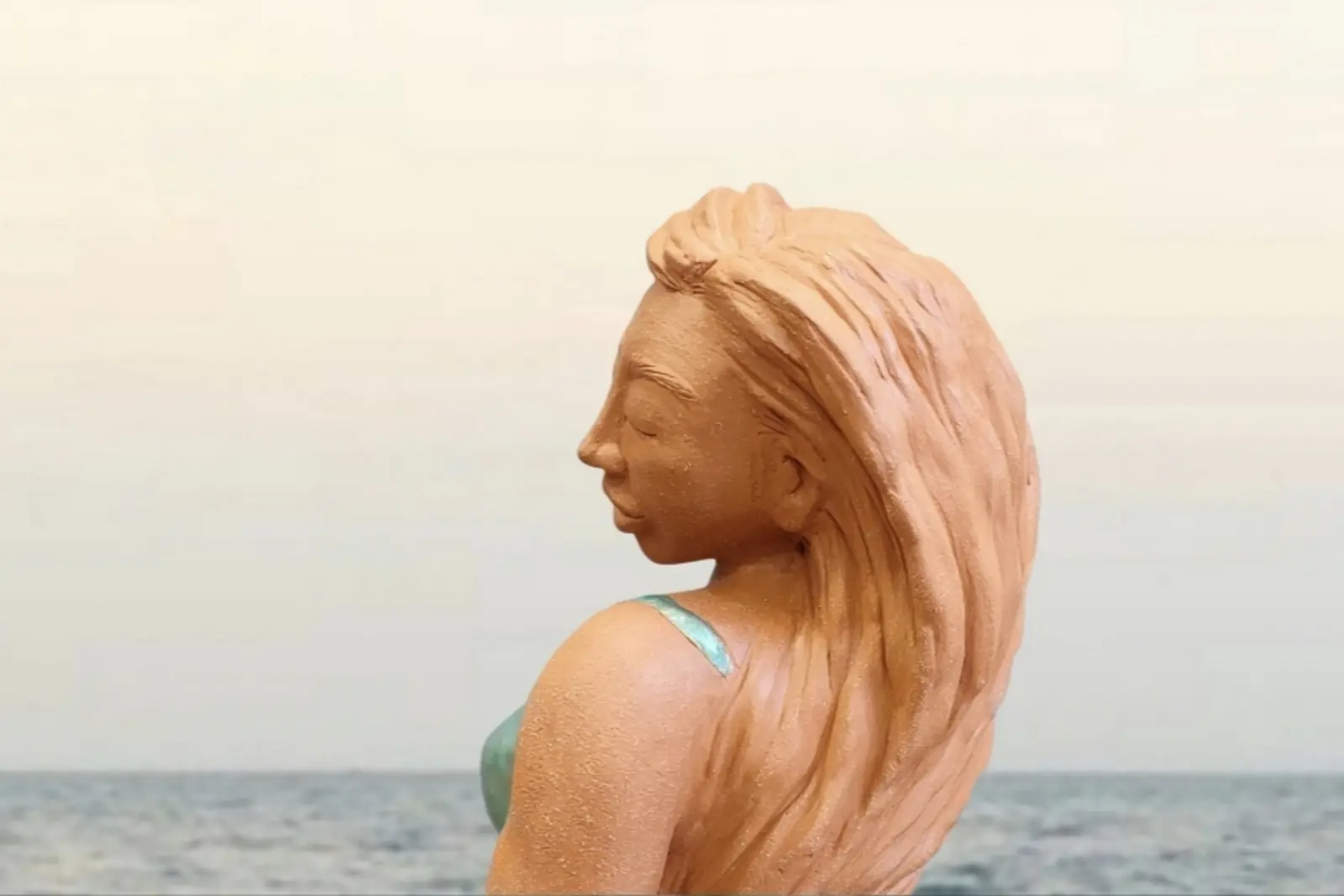 Nevaeh Sculpture du F&eacute;minin Sacr&eacute;