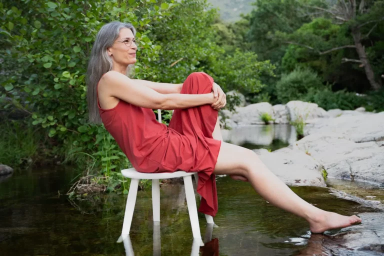 Elise Eifler Artiste Permanente Galerie d'Art La Cerise Sur Le Tableau &agrave; C&eacute;ret